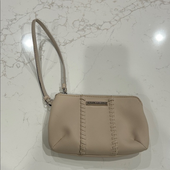 Dana Buchman Handbags - Dana Buchman Beige Wristlet Clutch